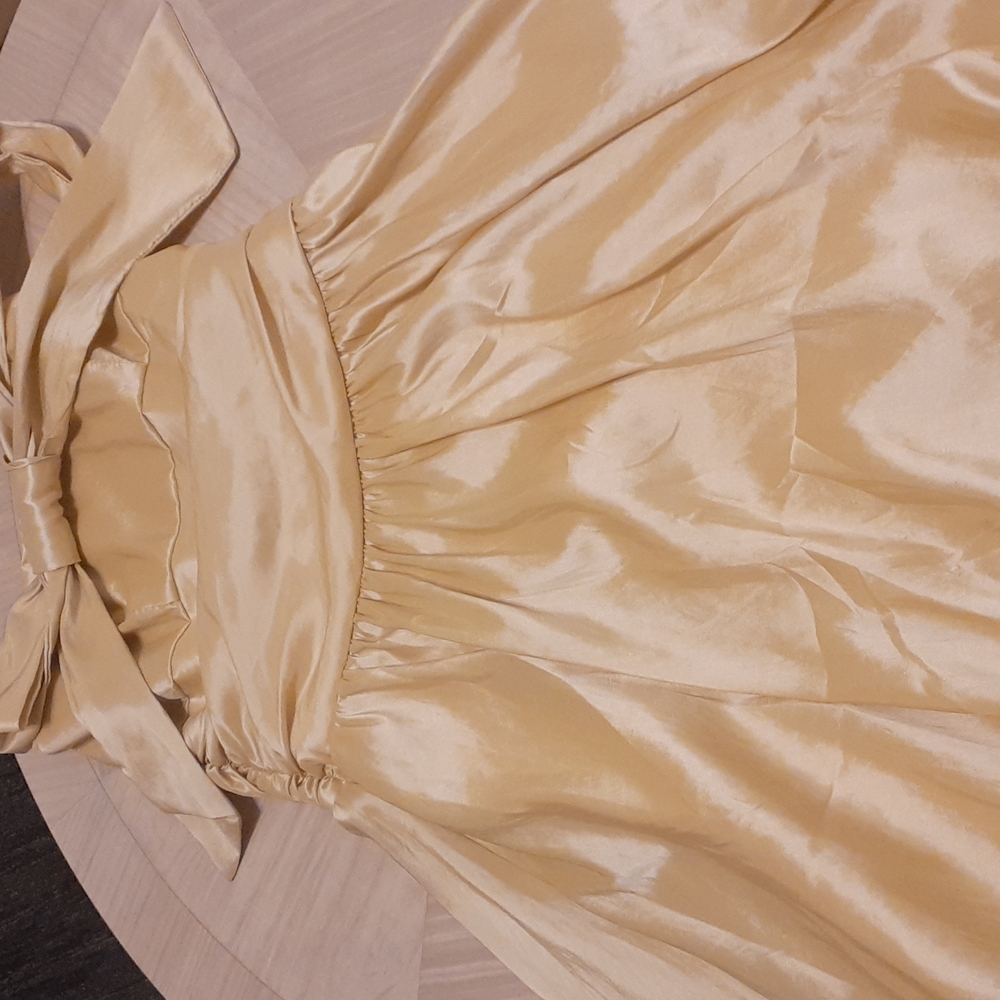 Strapless dress